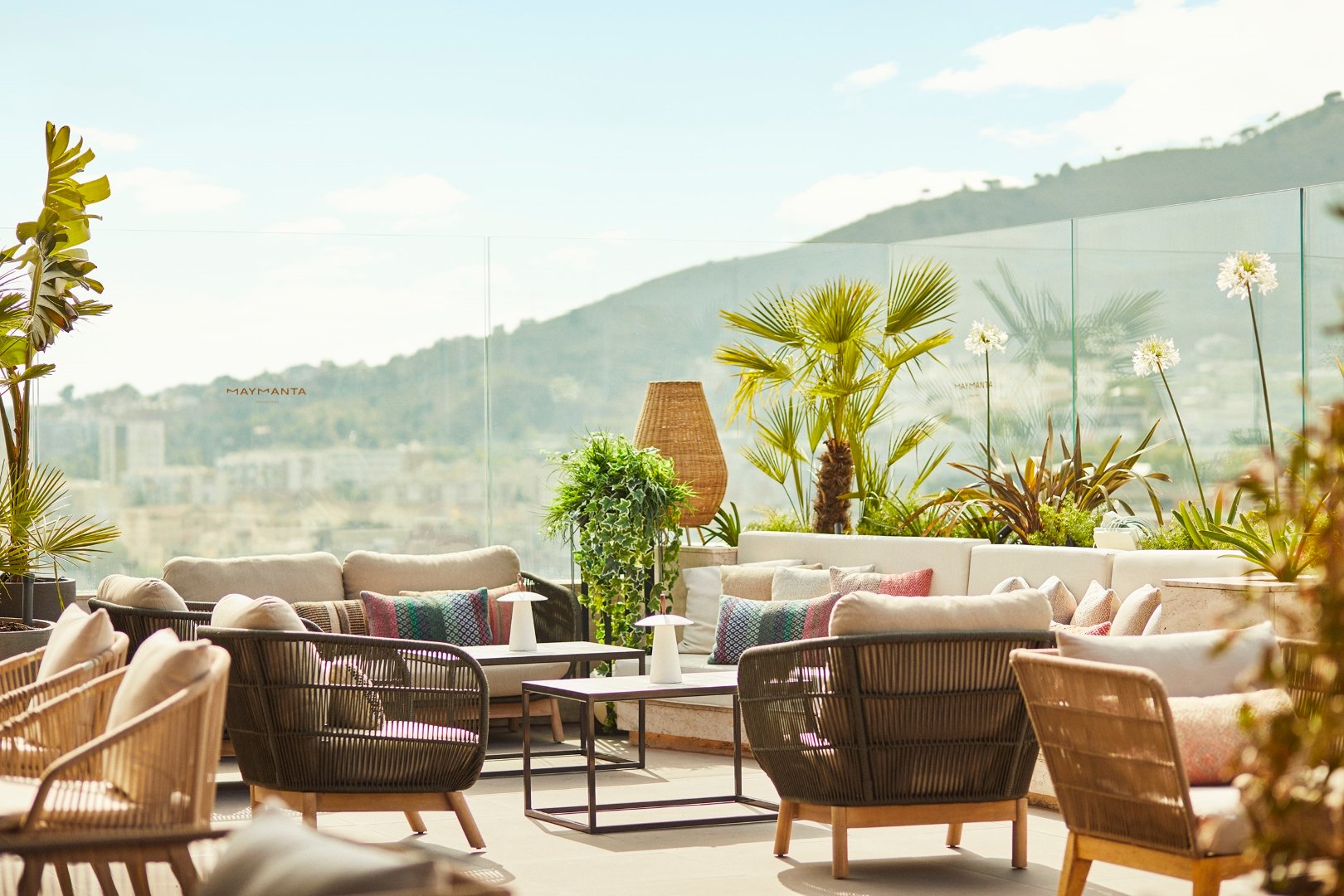 DEFINING LUXURY IN BARCELONA: GRAND HYATT NOMINATED FOR 2025 LUXE GLOBAL AWARDS