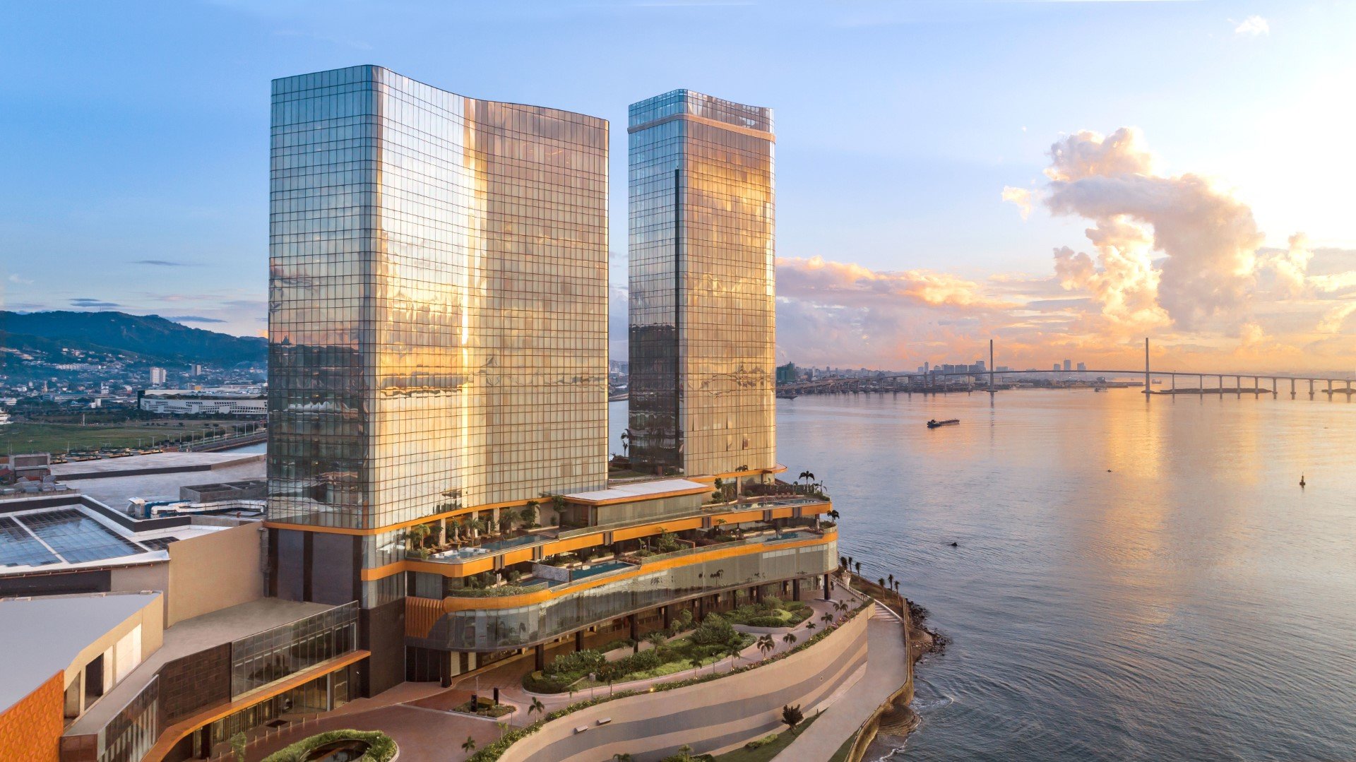 NUSTAR HOTEL CEBU NOMINATED FOR 2025 LUXE GLOBAL AWARDS