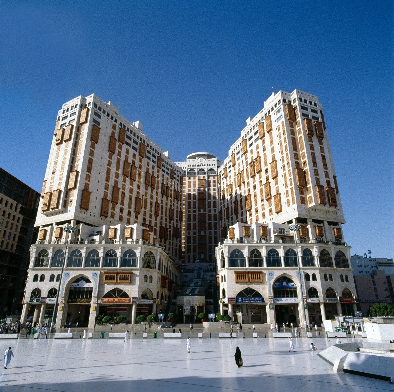  MAKKAH HOTEL & TOWERS HONOURED AS 2025 LUXE GLOBAL AWARDS WINNER