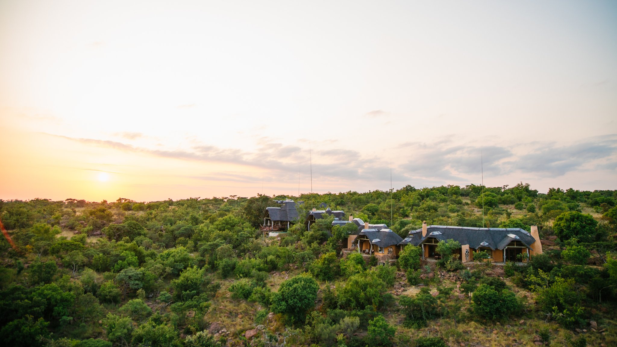 NEDILE LODGE NAMED AMONG THE 2026 LUXE GLOBAL AWARDS NOMINEES