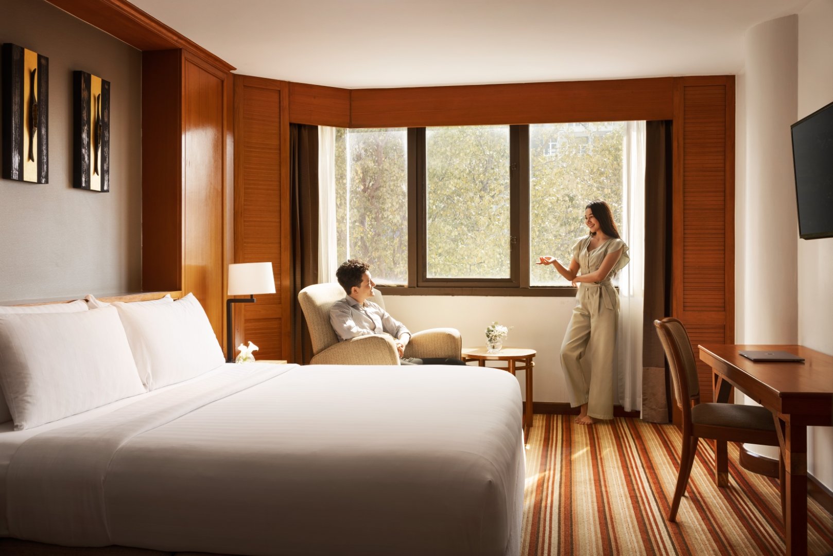 WHERE SEAMLESS CONNECTIVITY MEETS THAI HOSPITALITY