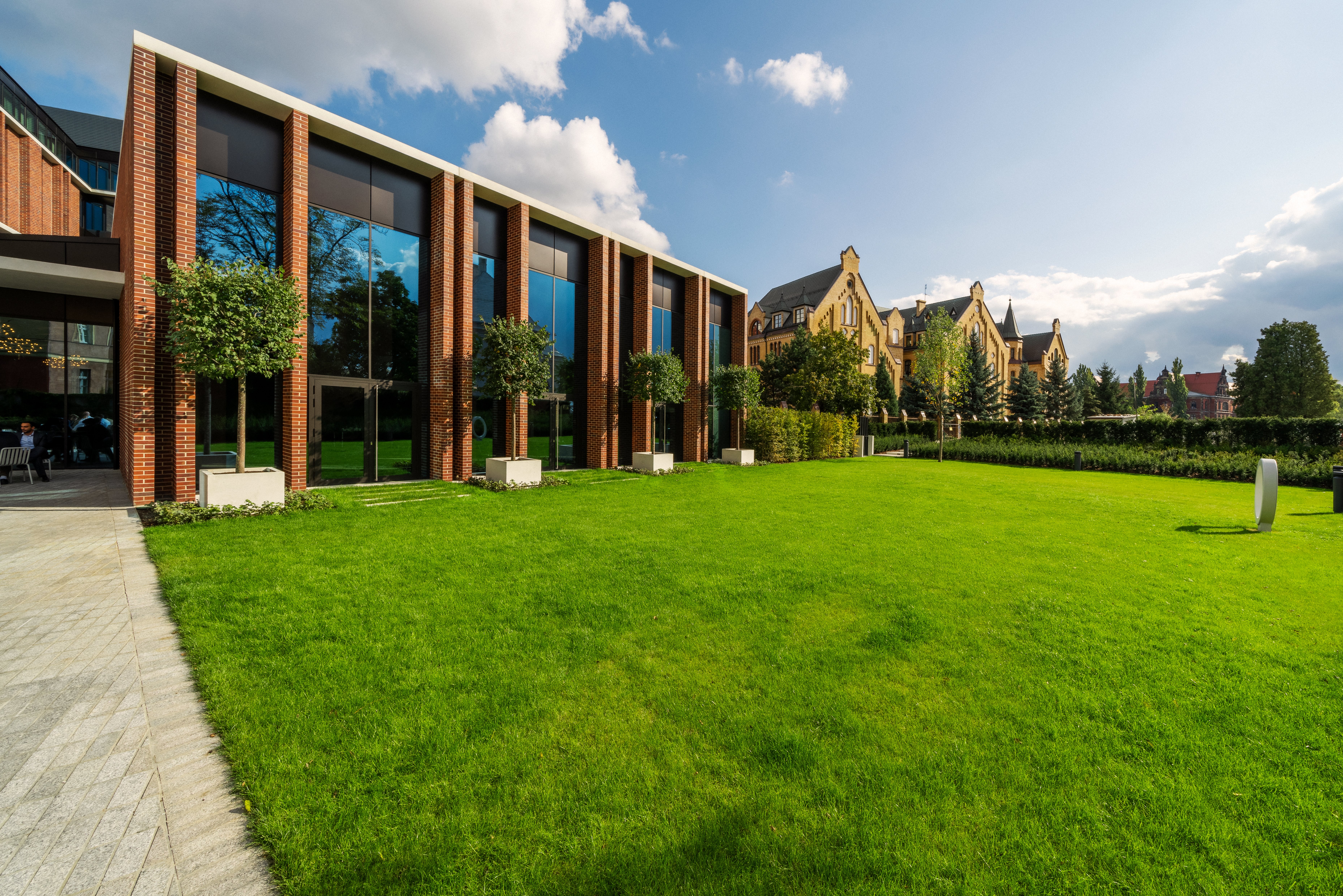 THE BRIDGE WROCLAW MGALLERY HOTEL COLLECTION NOMINATED FOR THE 2024 LUXE GLOBAL AWARDS