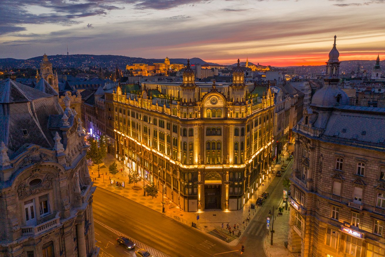 ICONIC PÁRISI UDVAR HOTEL JOINS 2023 LUXE GLOBAL AWARDS 